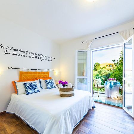 Le Maschere B&B Santa Teresa Gallura Buitenkant foto