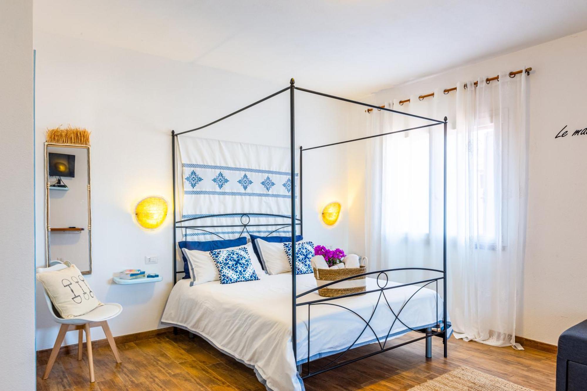 Le Maschere B&B Santa Teresa Gallura Buitenkant foto