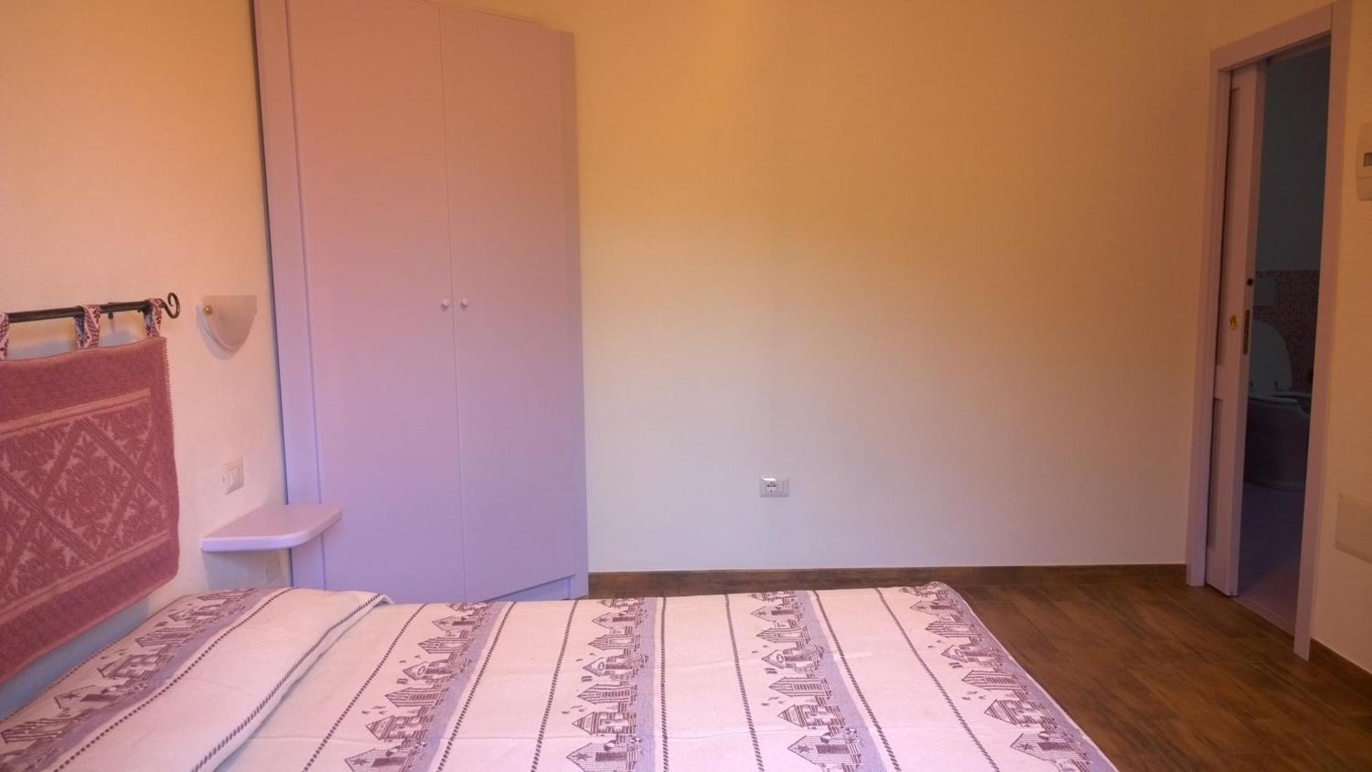 Le Maschere B&B Santa Teresa Gallura Buitenkant foto