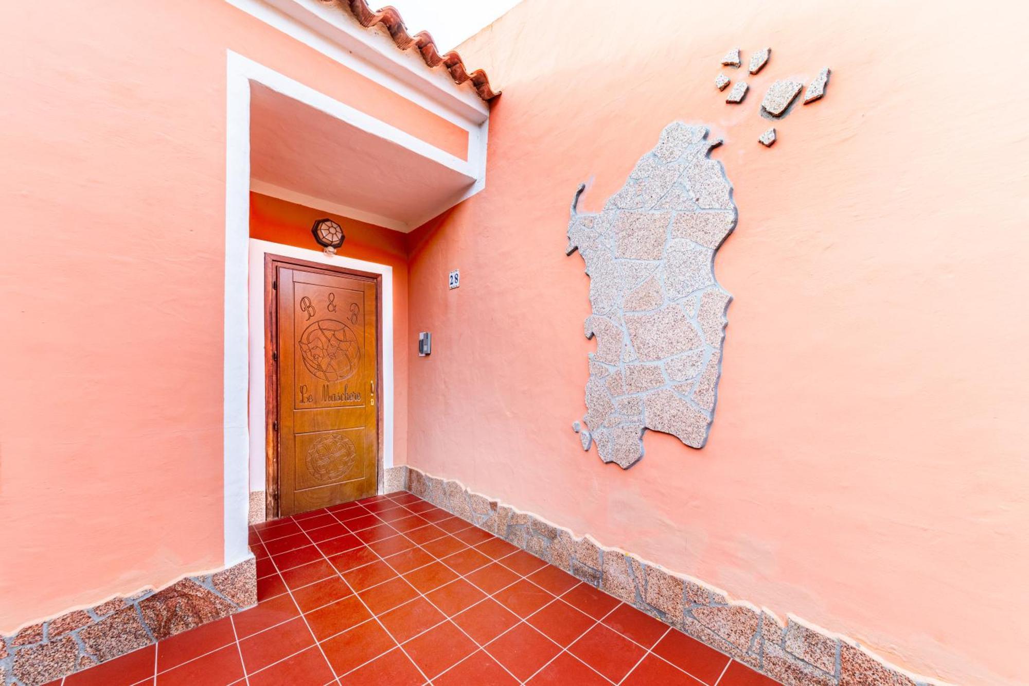 Le Maschere B&B Santa Teresa Gallura Buitenkant foto